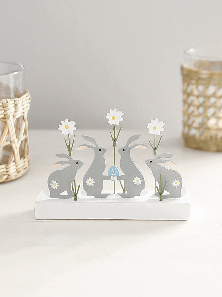 Easter Rabbits Amongst Daisies Decoration
