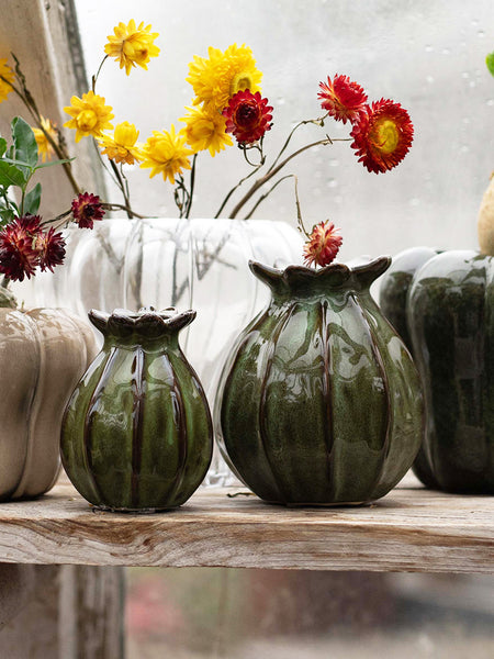 Ivy Green Poppy Seed Head Bud Vase
