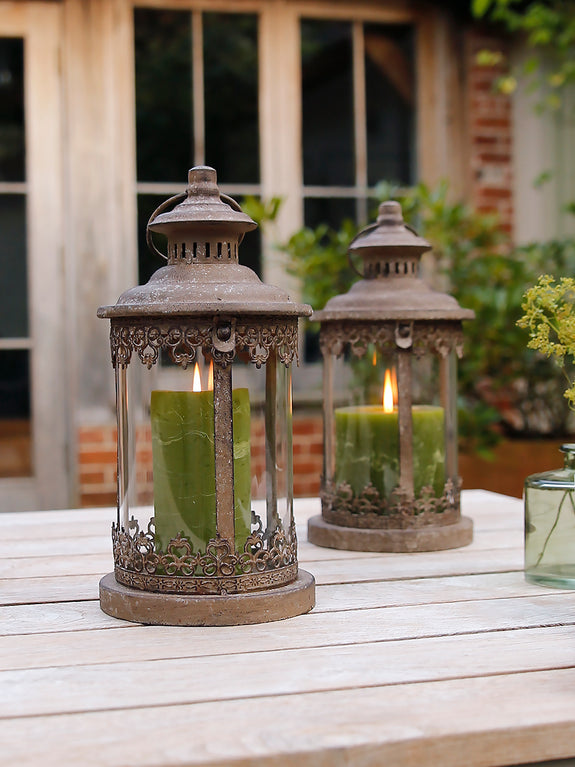 Round Metal Lantern With Scrolled Edge