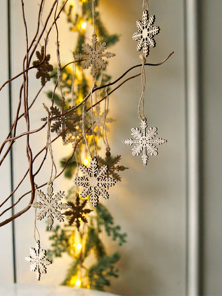 Twelve Little Natural Snowflake Decoration Set