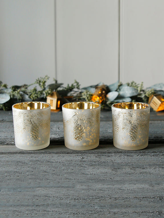 White And Gold Pinecone Tealight Holder