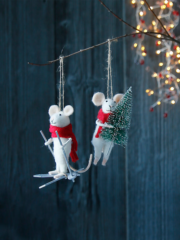 White And Red Felt Christmas Mouse