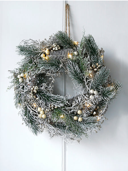 Winter Woodland LED Illuminated Wreath