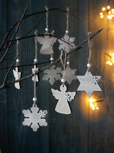 Wooden Christmas Set With Snowflakes