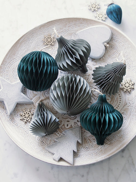 Greywashed Wooden Christmas Decoration Set