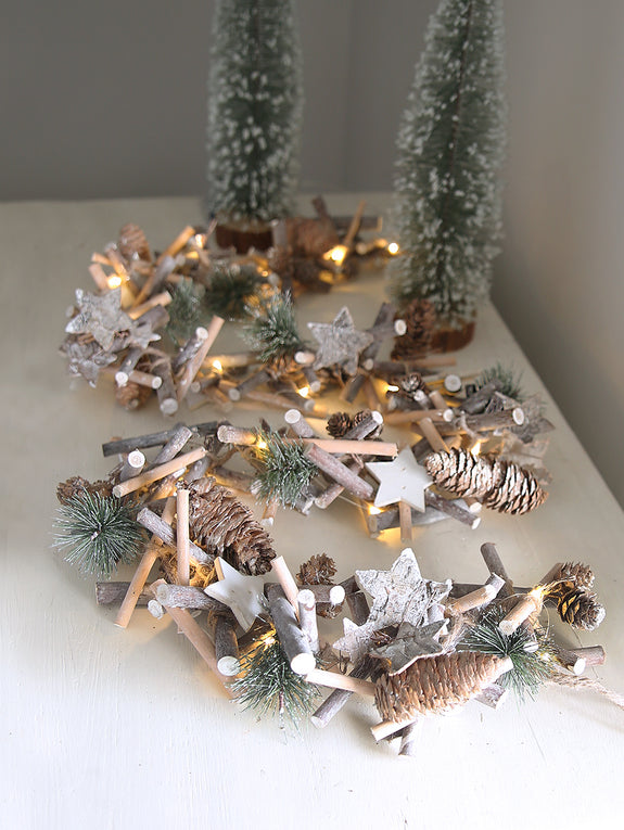 Long Whitewashed Stars And Spruce Light Garland